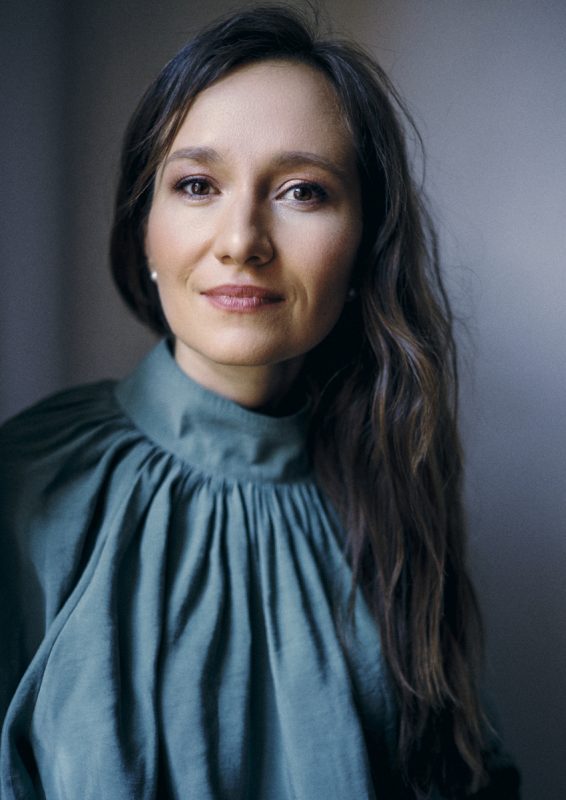 Evgeniya Sotnikova, soprano. Portrait by Oxana Ivleva