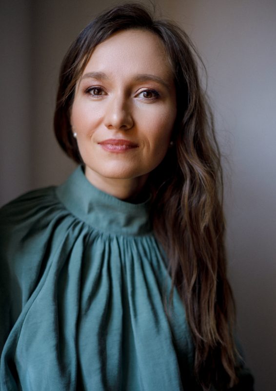 Evgeniya Sotnikova, soprano. Portrait by Oxana Ivleva