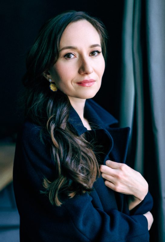 Evgeniya Sotnikova, soprano. Portrait by Oxana Ivleva